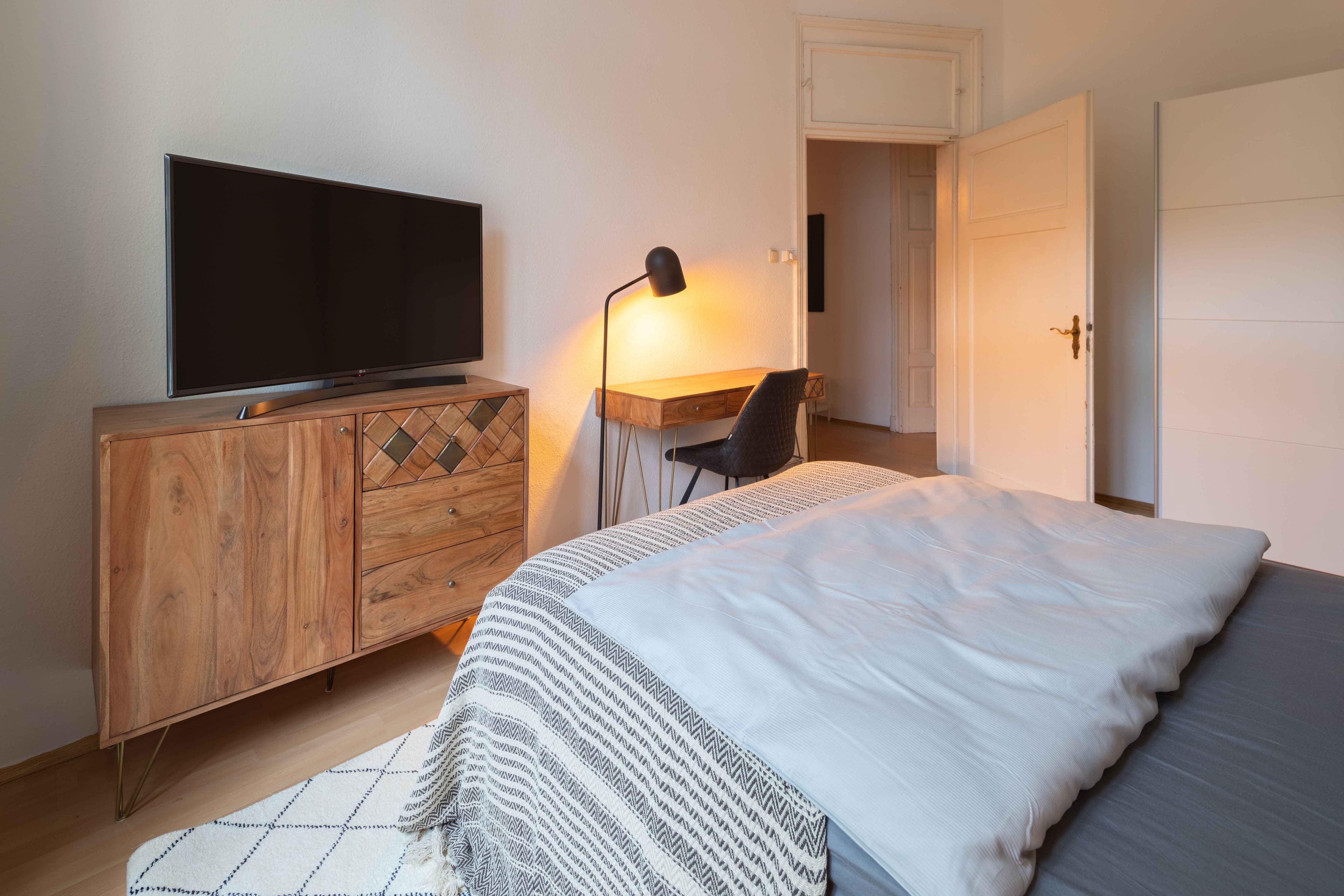 Picture of unit DE-02-025-002-03HF