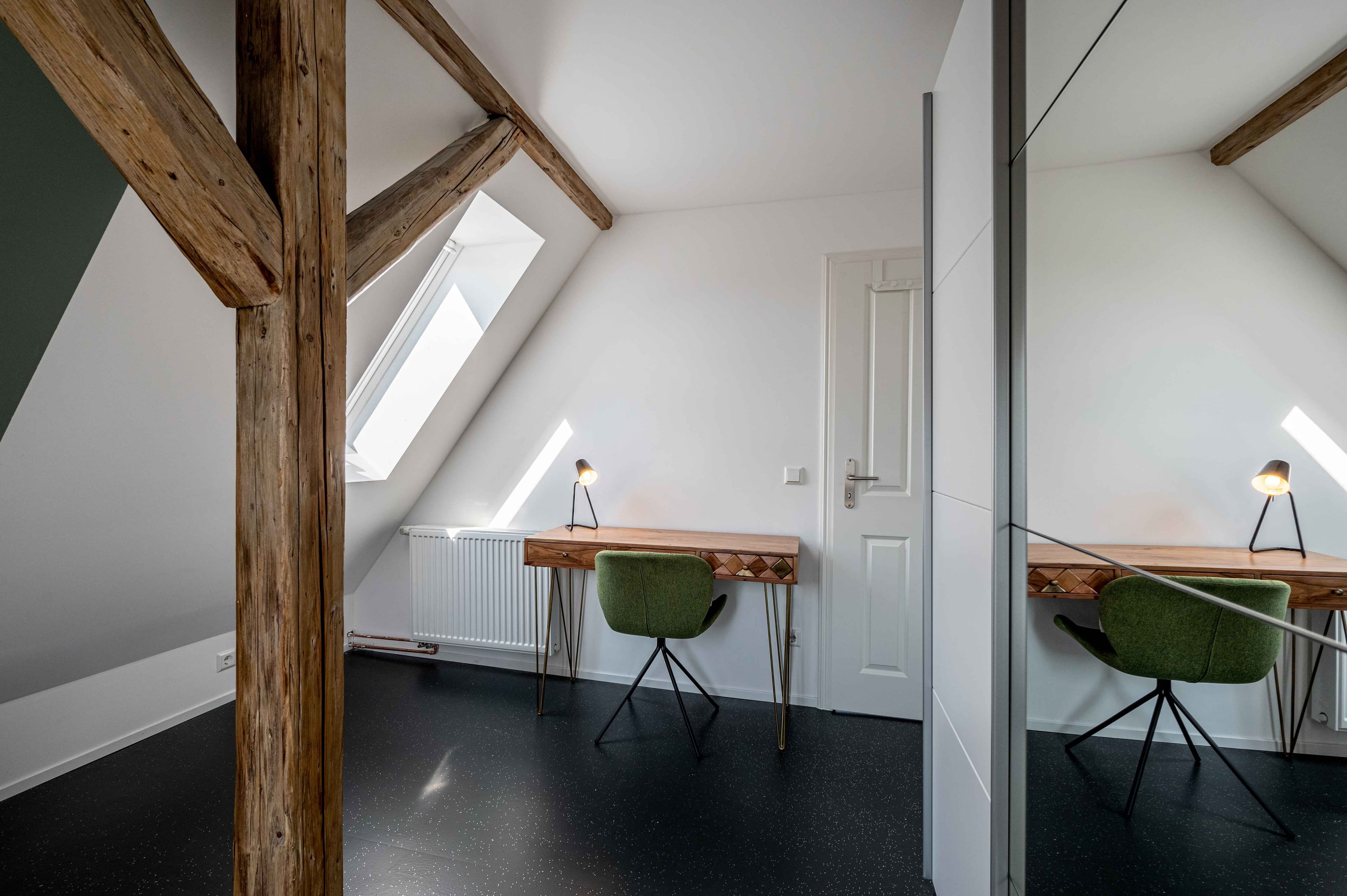 Picture of unit DE-09-016-001-04HF