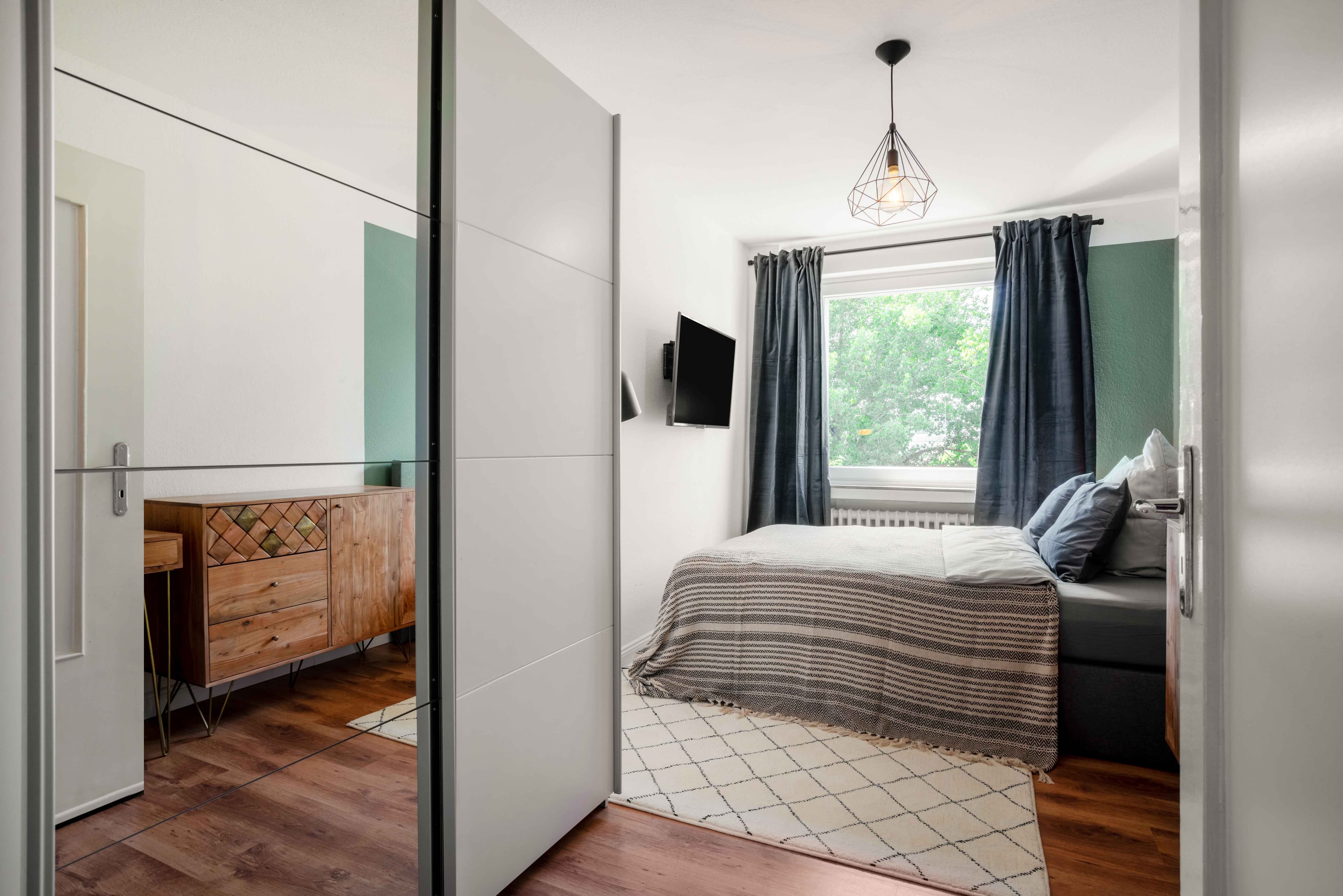 Marketing picture of unit DE-11-001-001-04HF