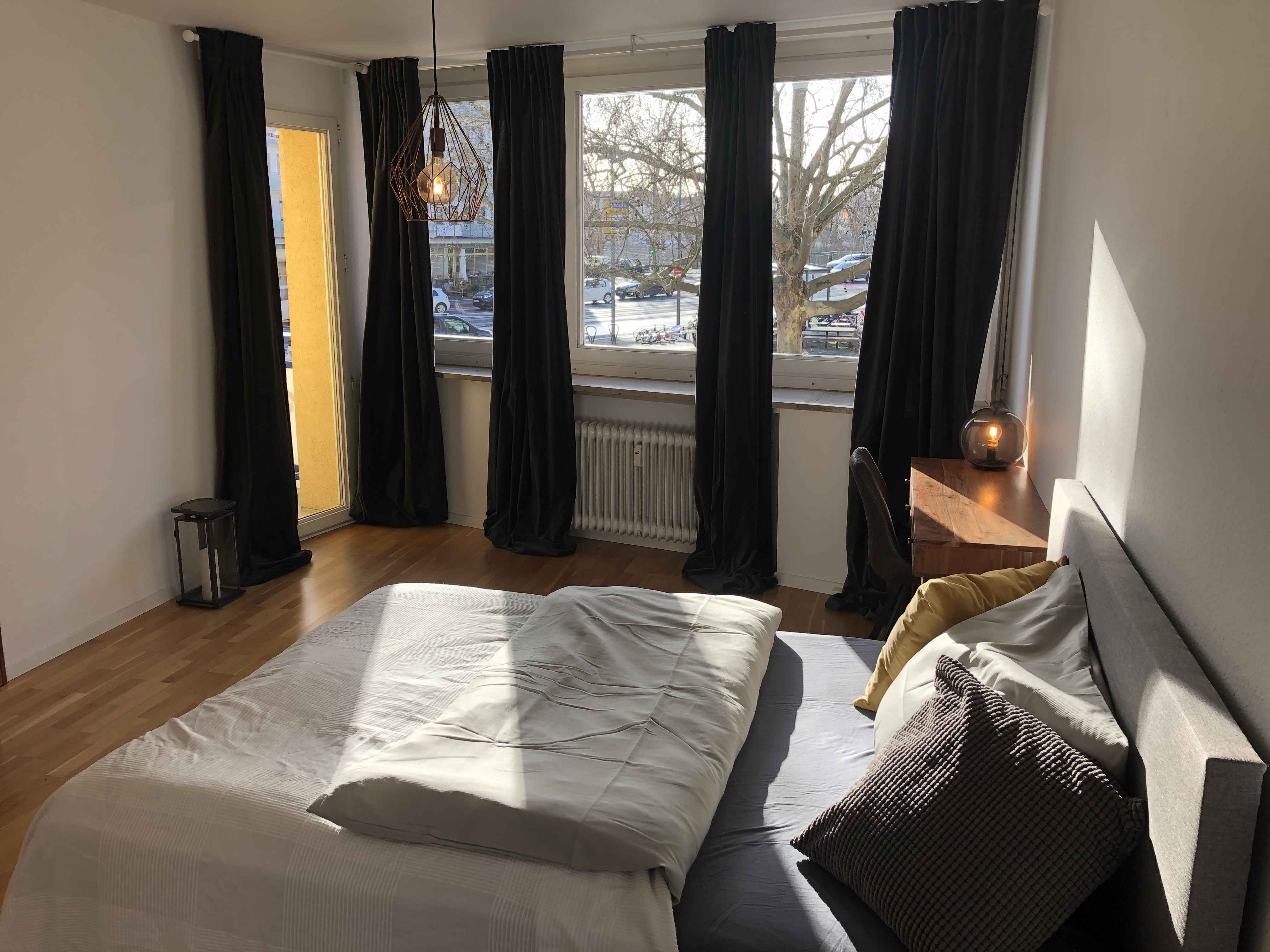 Picture of unit DE-04-011-001-02HF