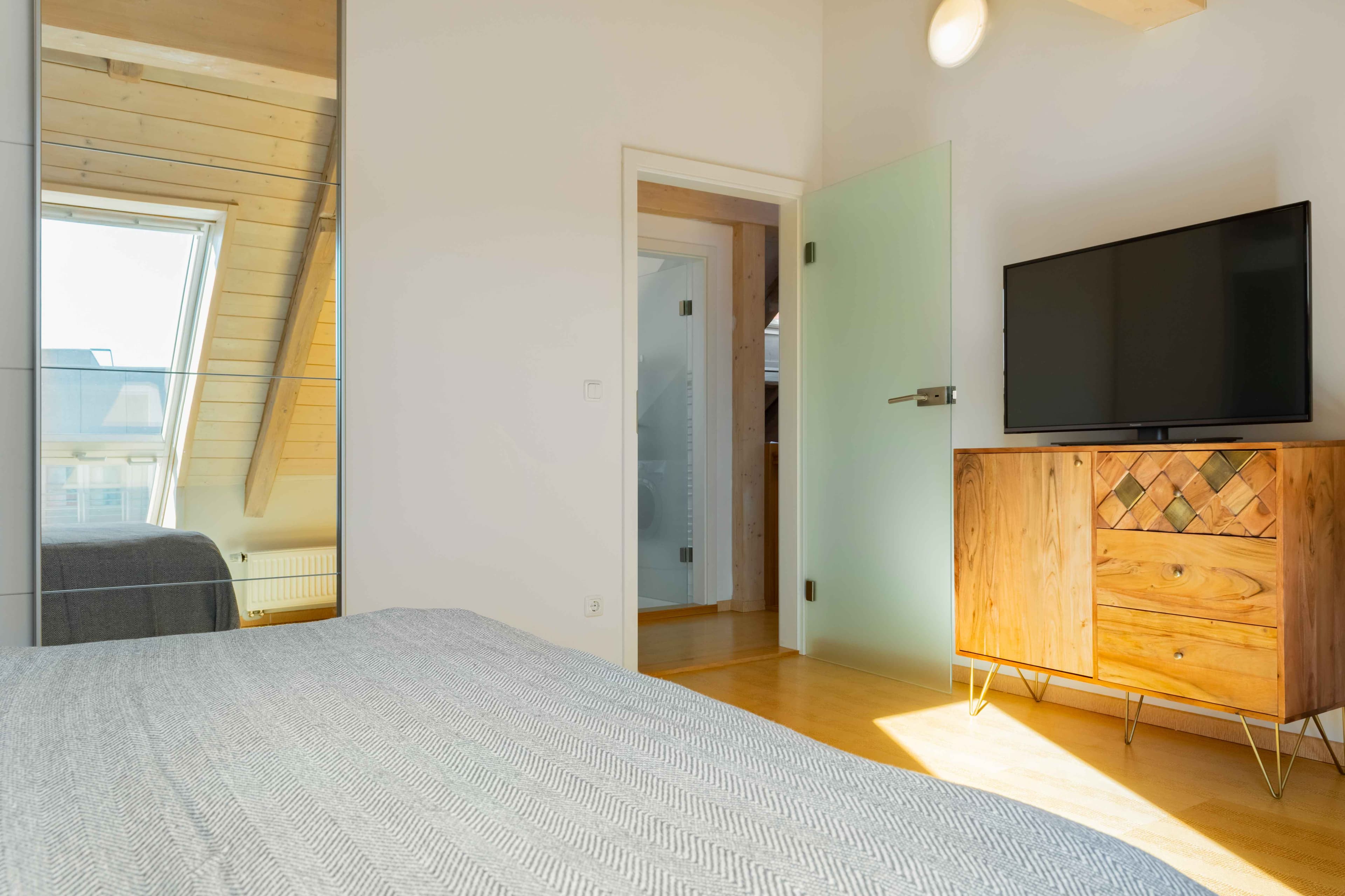 Marketing picture of unit DE-02-006-001-06HF