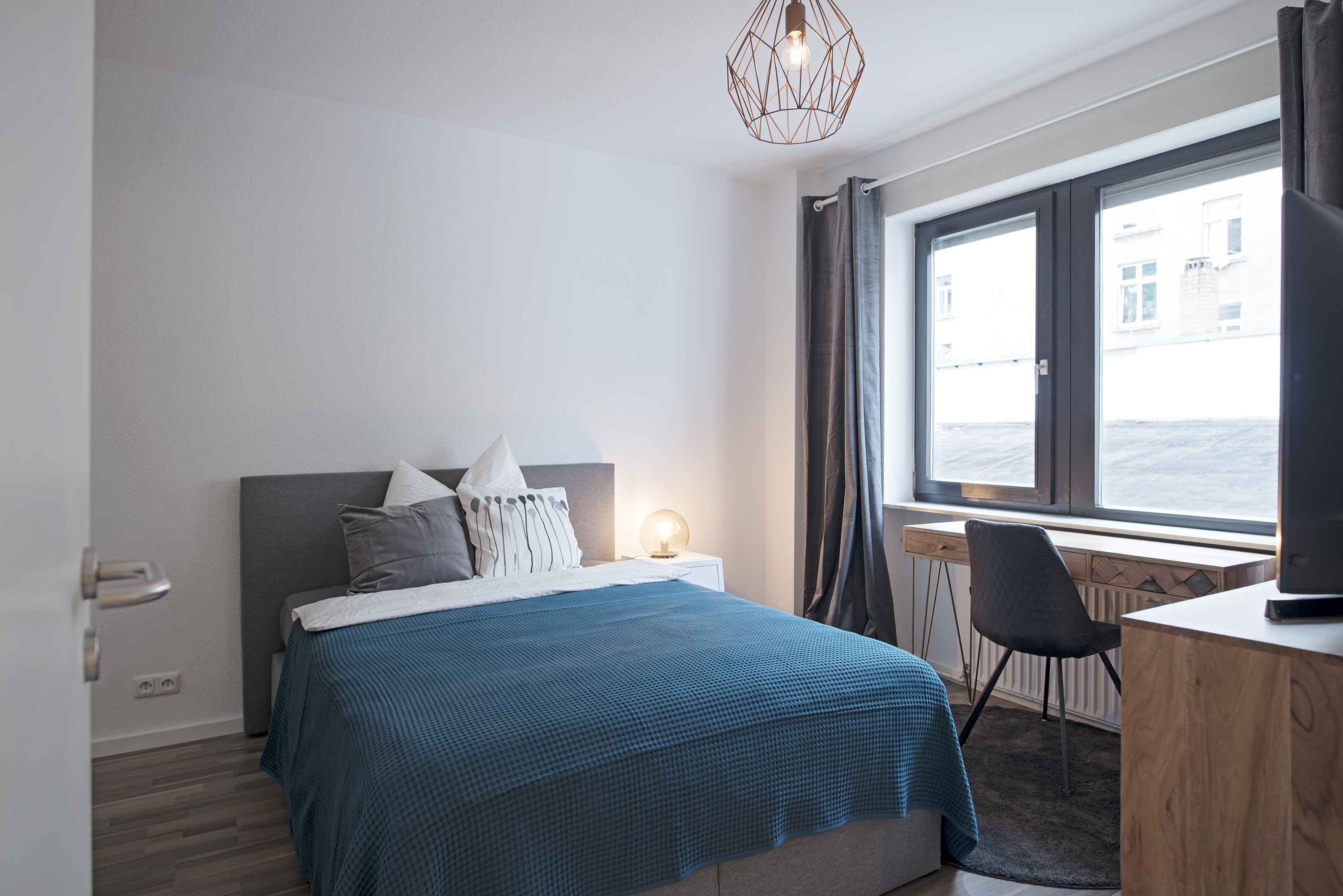 Picture of unit DE-04-042-001-05HF