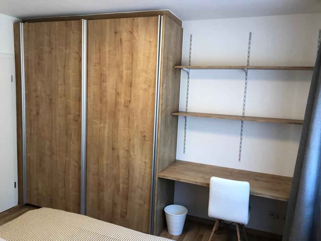 Picture of unit DE-09-018-002-03HF
