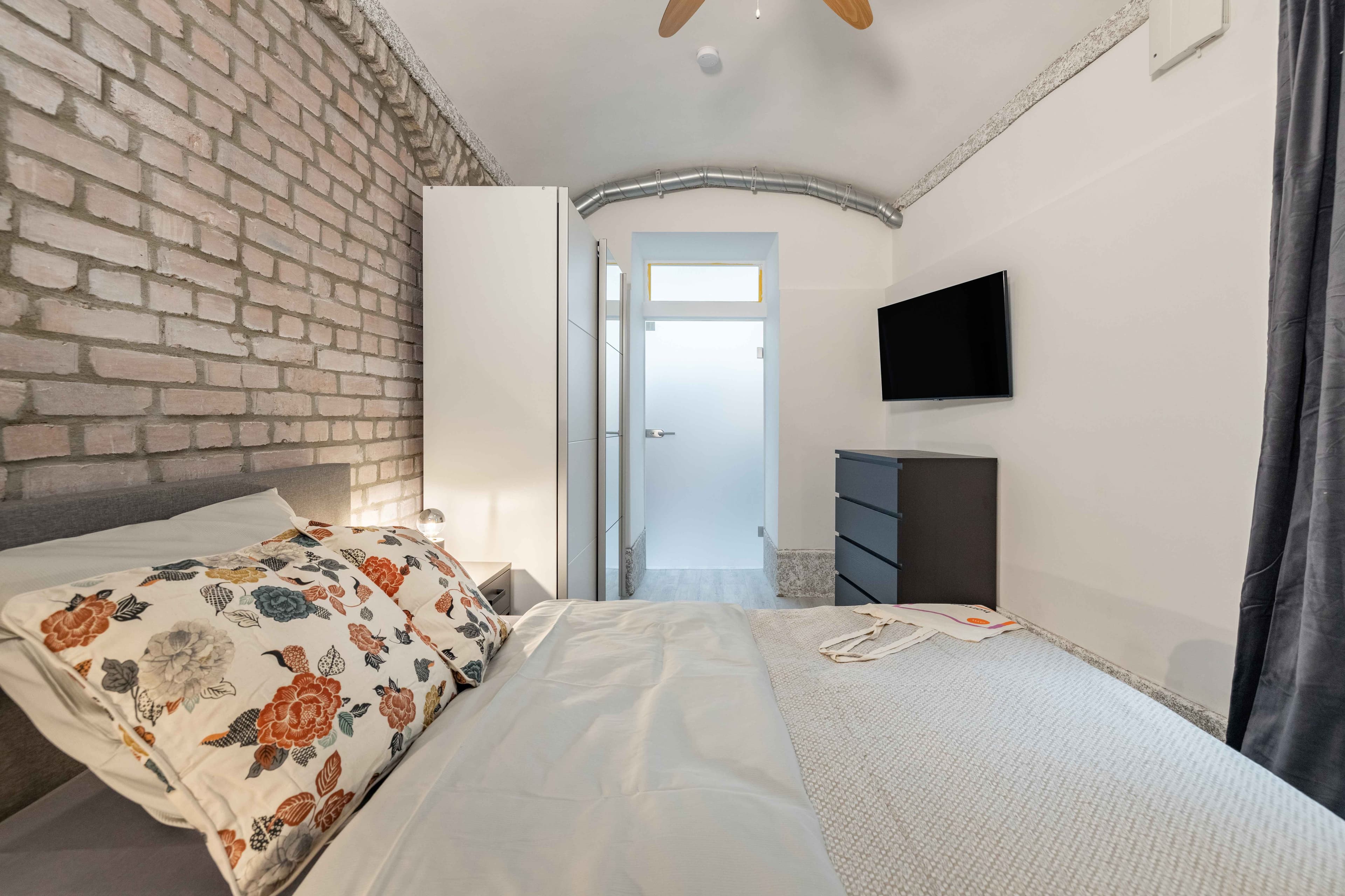 Marketing picture of unit DE-02-004-006-01HF