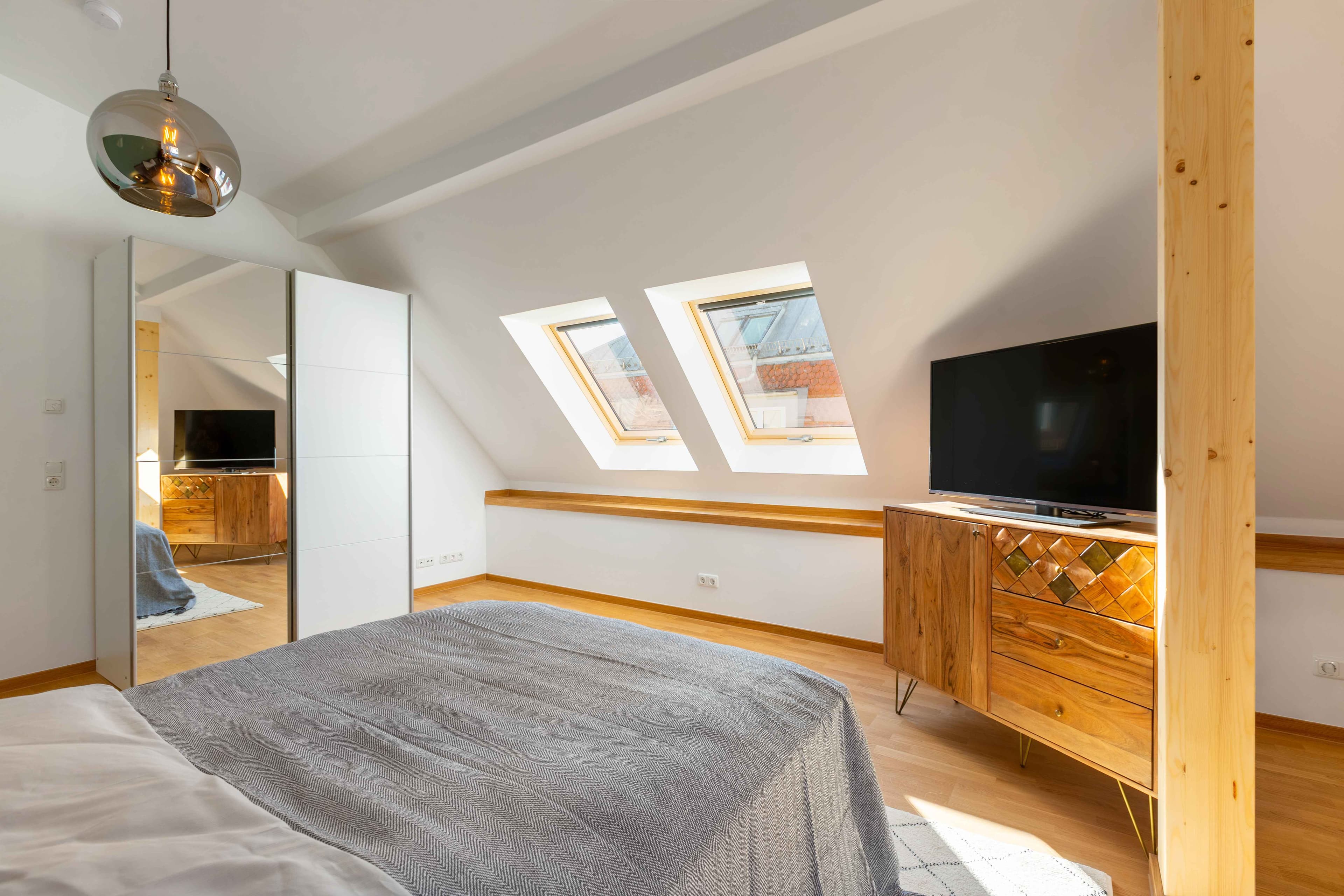 Picture of unit DE-02-001-004-02HF