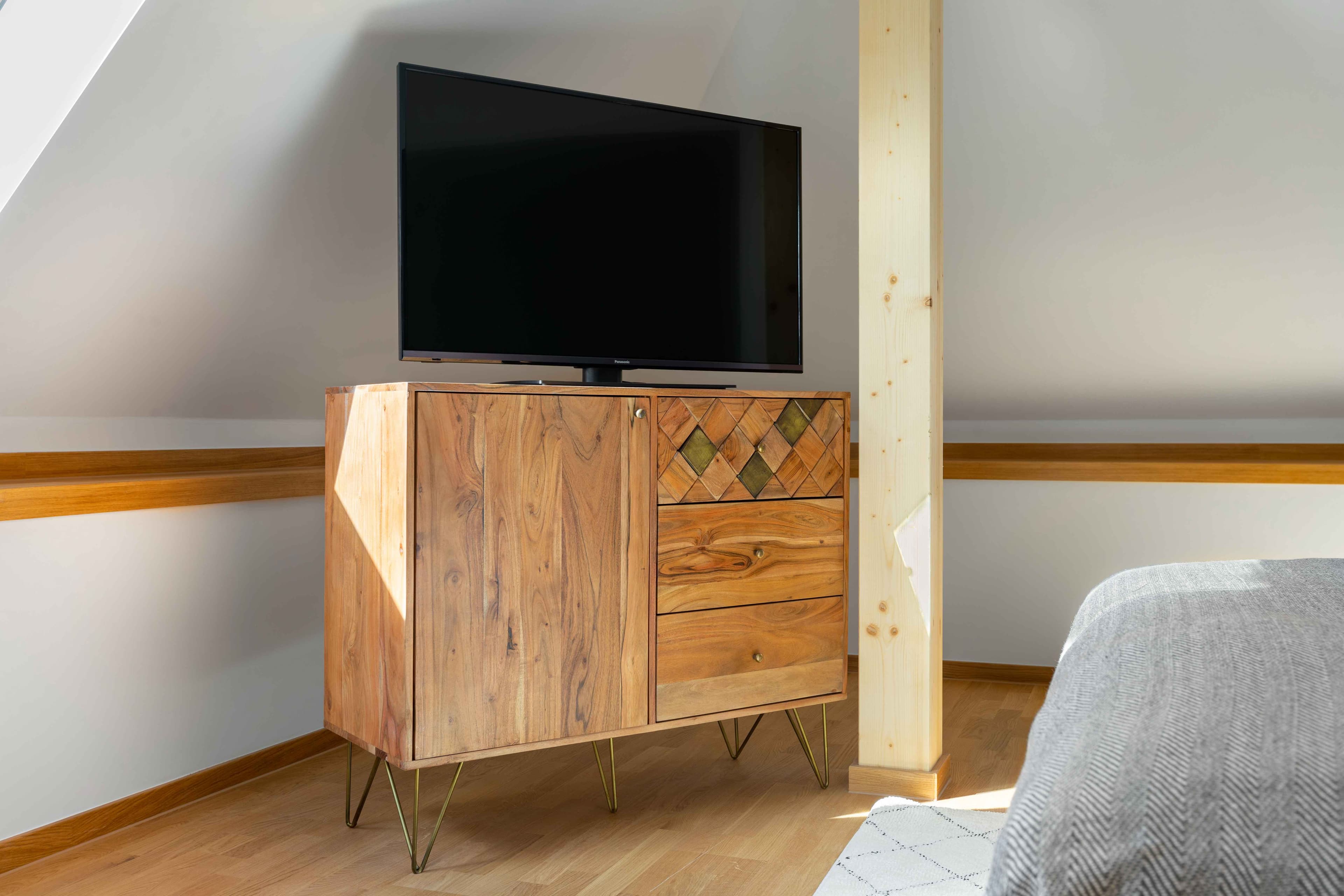 Picture of unit DE-02-001-004-02HF