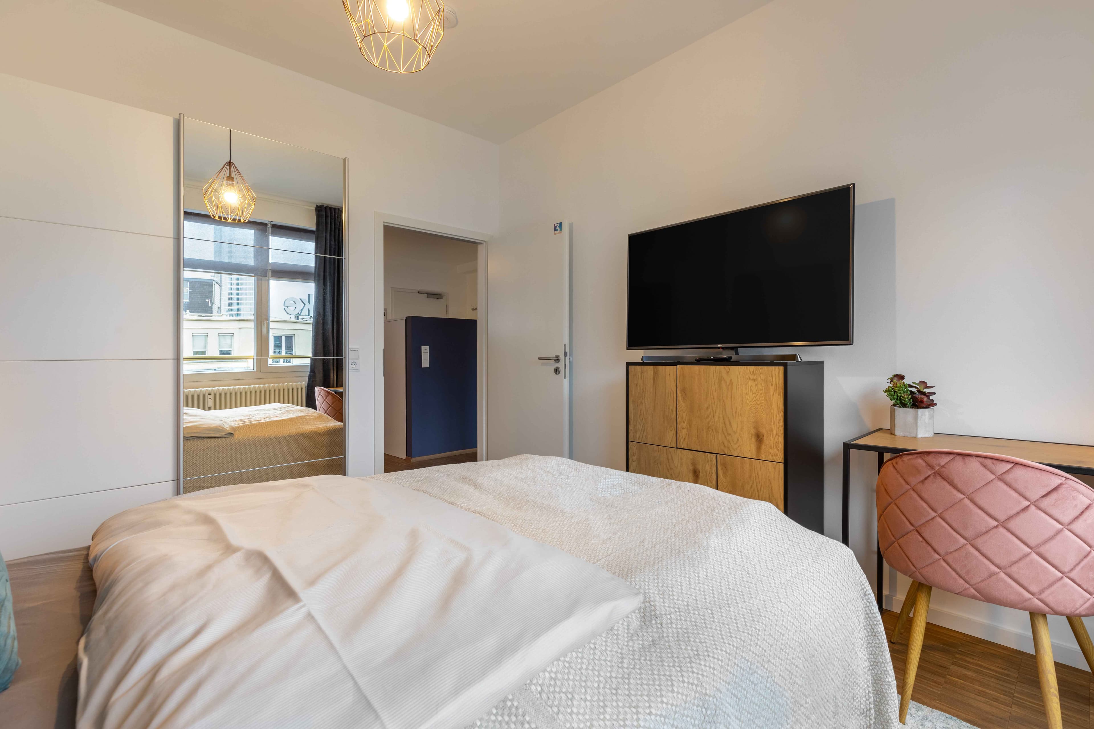 Picture of unit DE-04-001-002-03HF