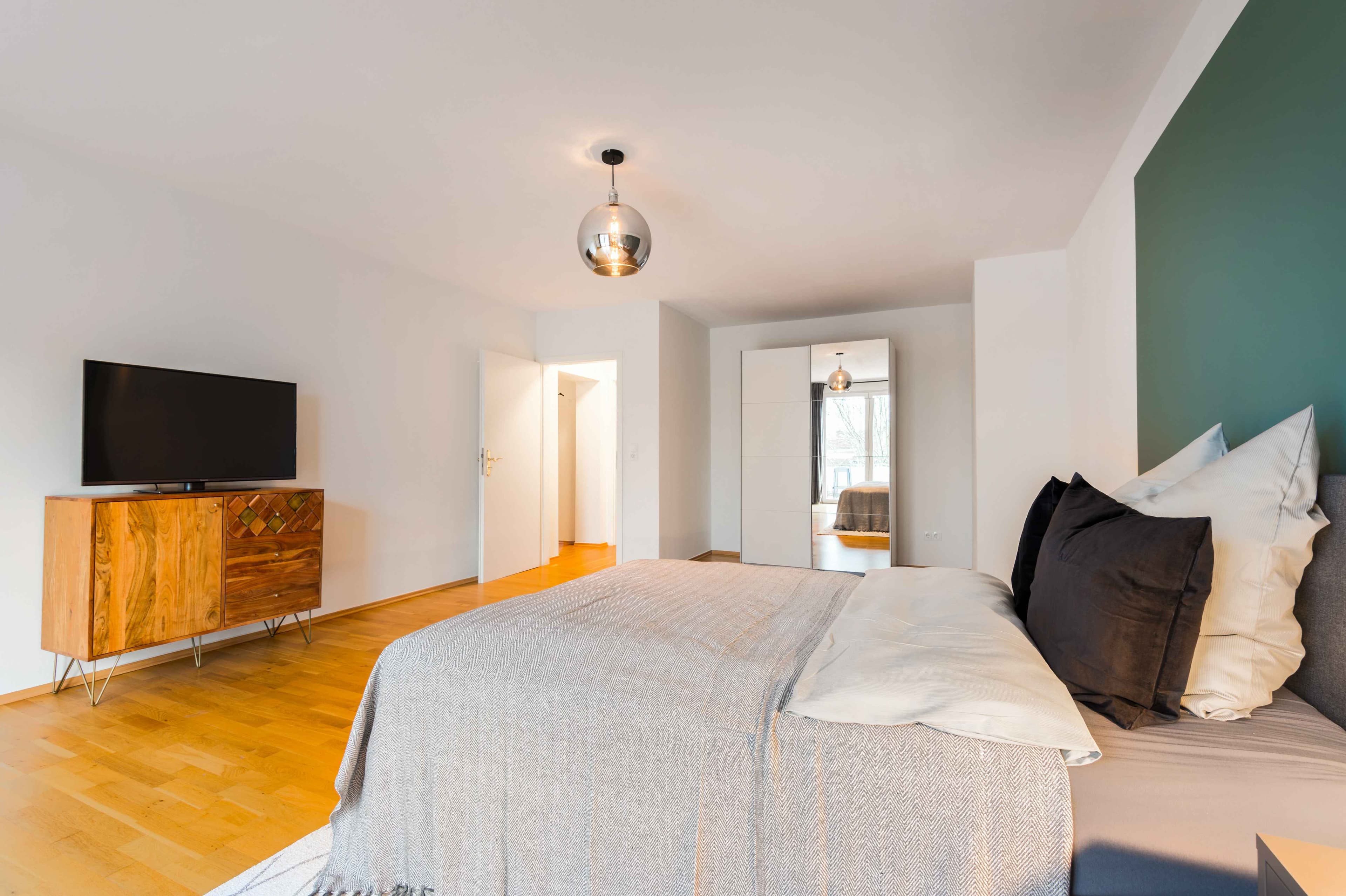 Picture of unit DE-04-006-001-02HF