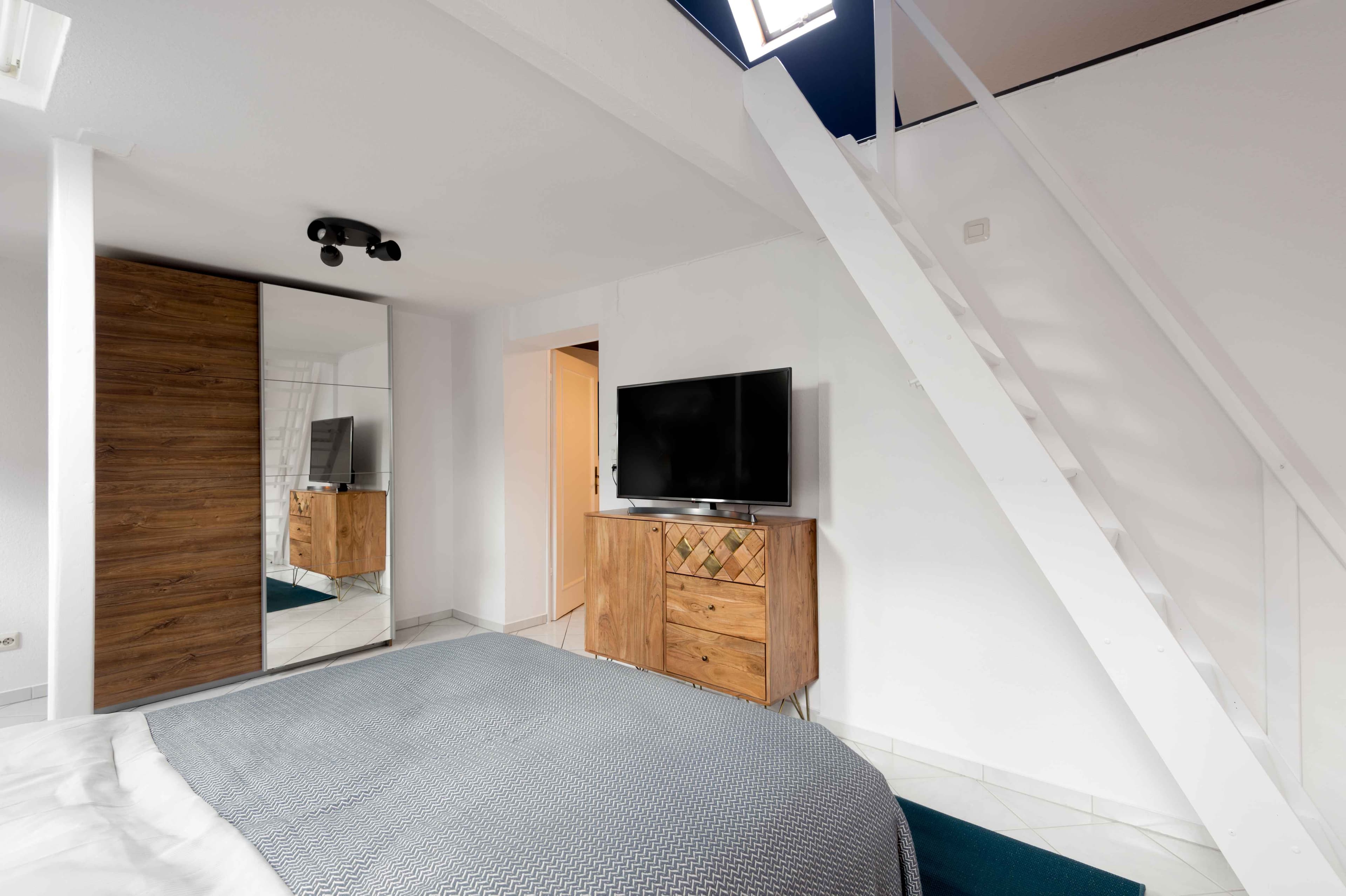 Picture of unit DE-04-024-001-01HF