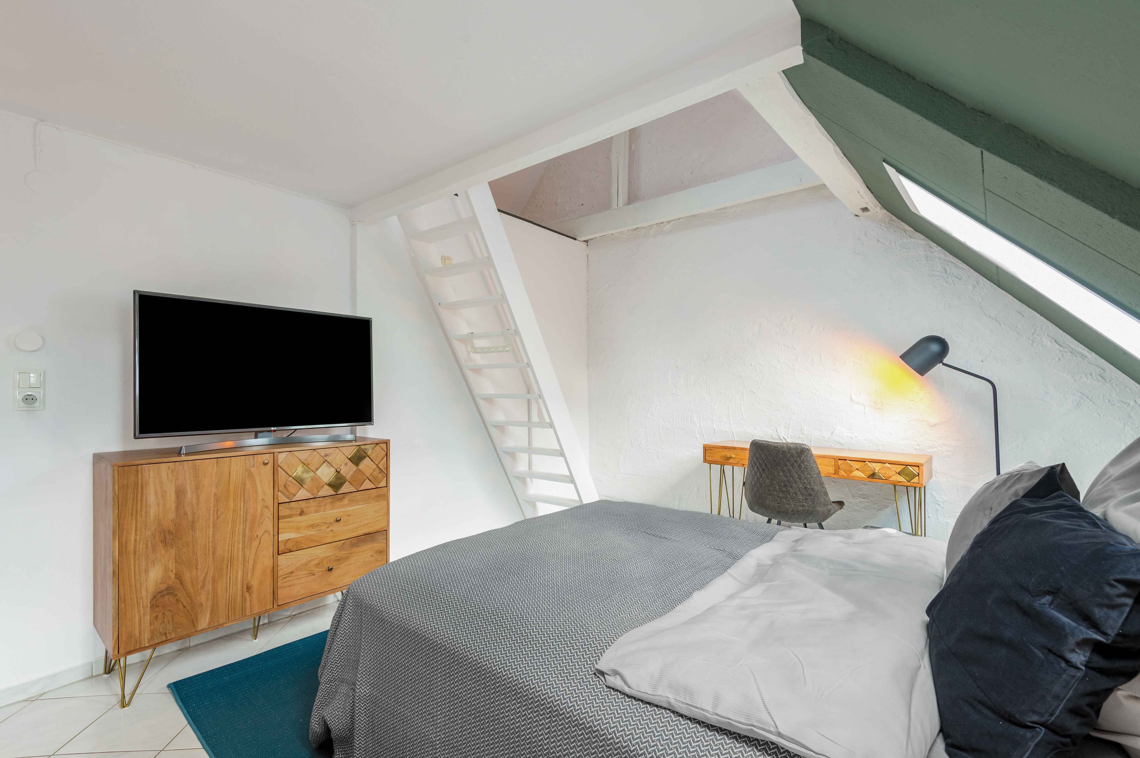 Picture of unit DE-04-024-001-01HF