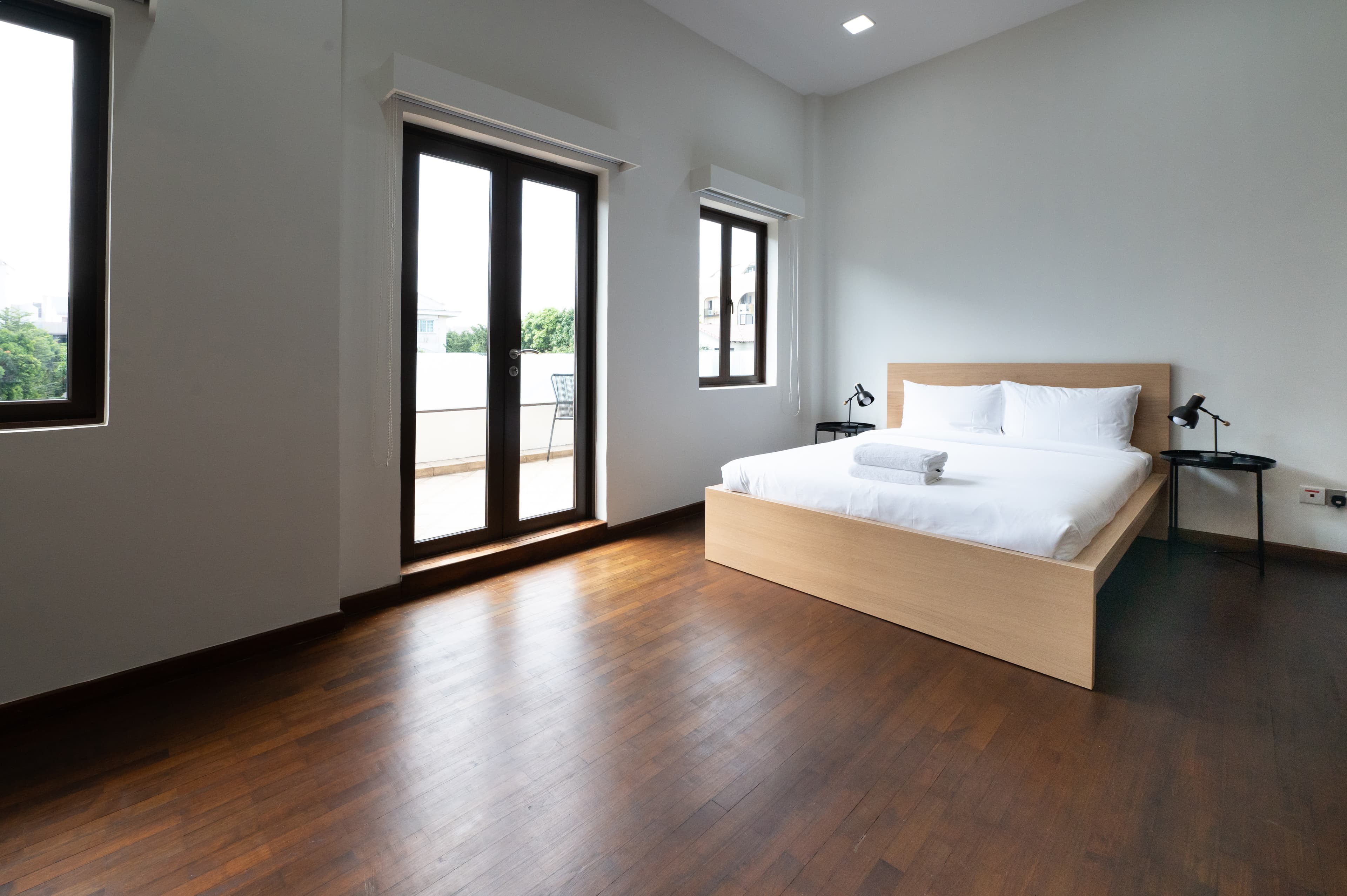 Picture of unit SG-01-102-001-002