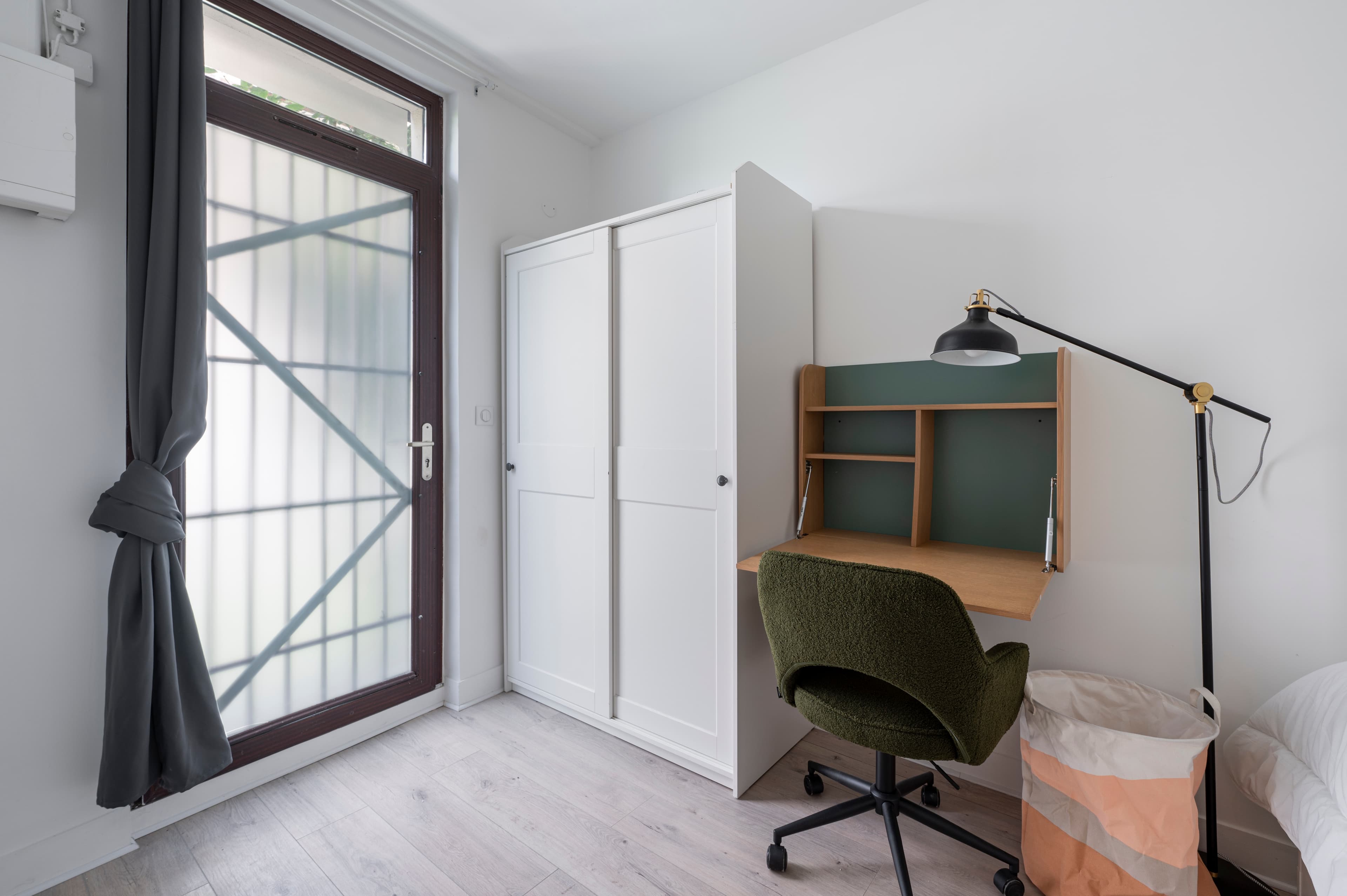 Picture of unit FR-18-001-002-04