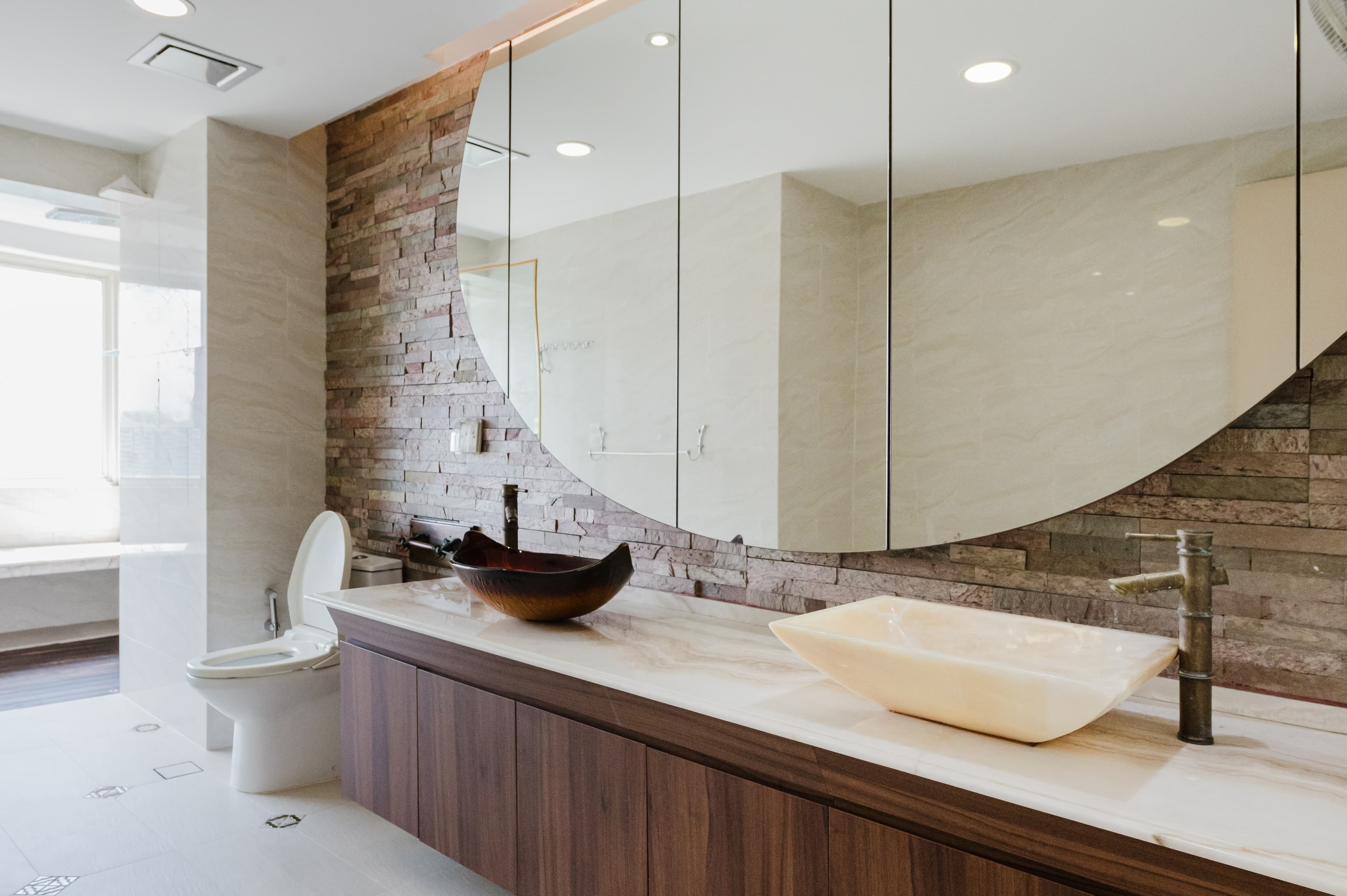 Picture of unit SG-01-108-001-001