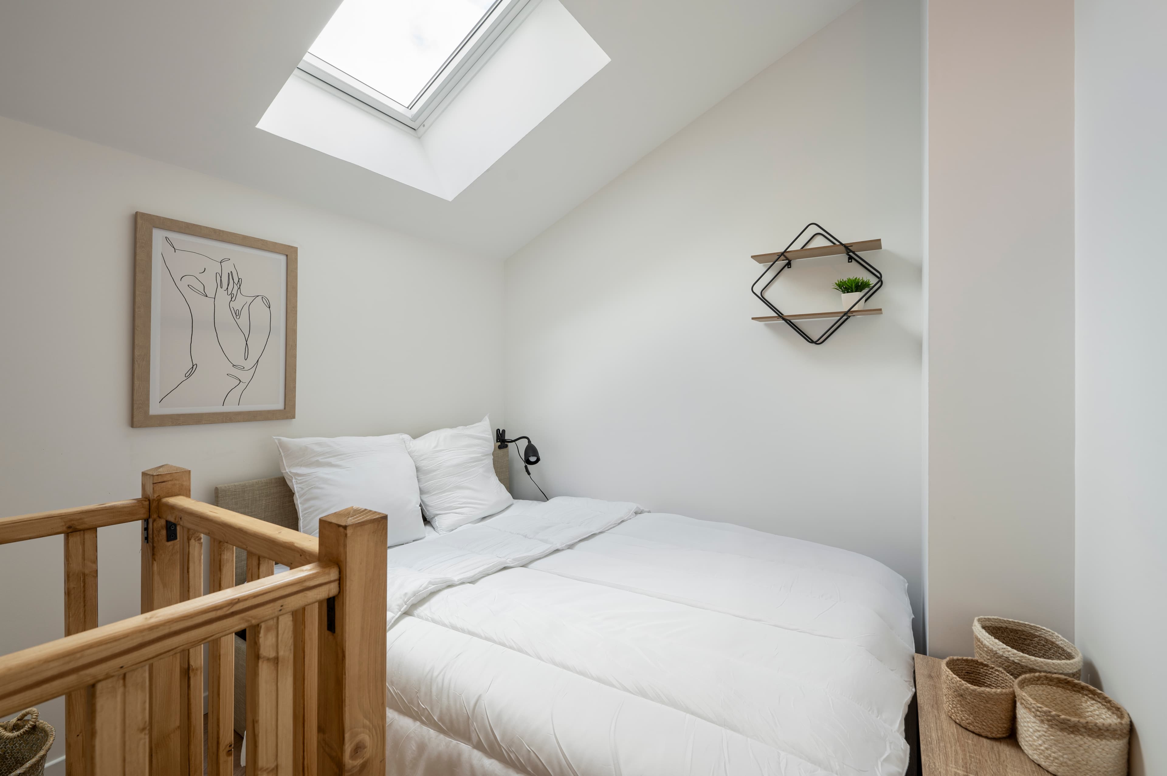 Marketing picture of unit FR-18-011-001-007