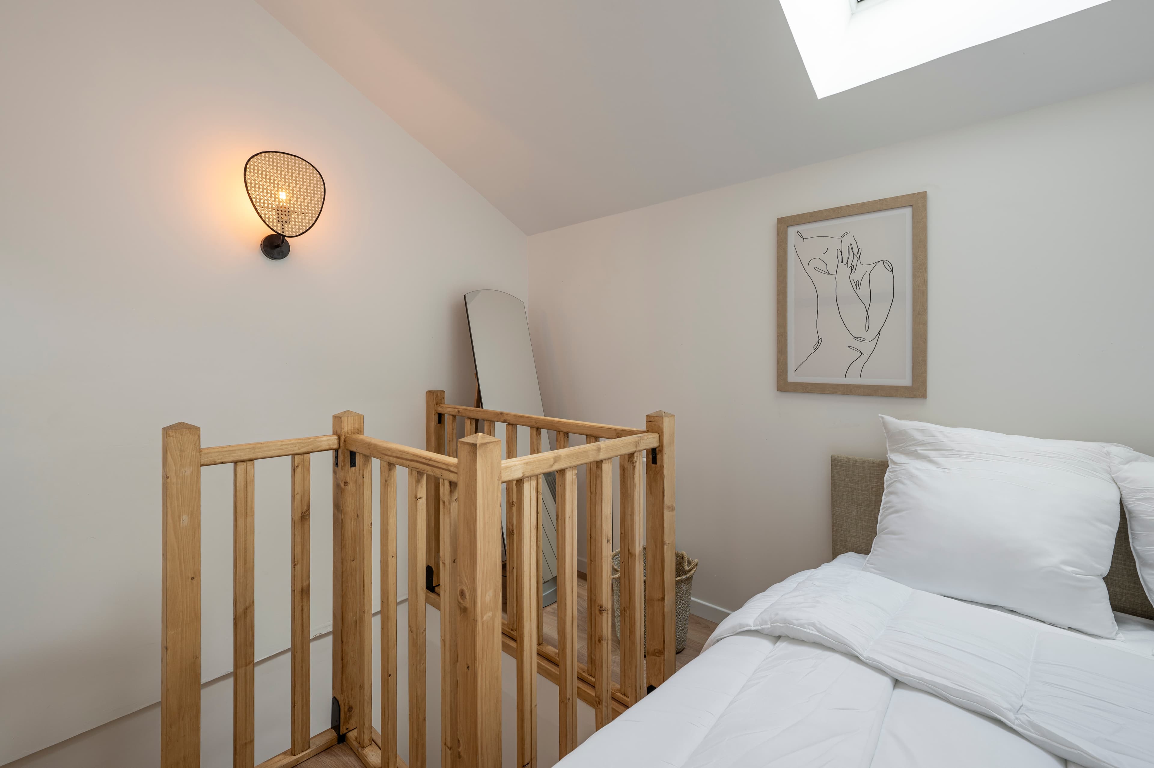 Picture of unit FR-18-011-001-007