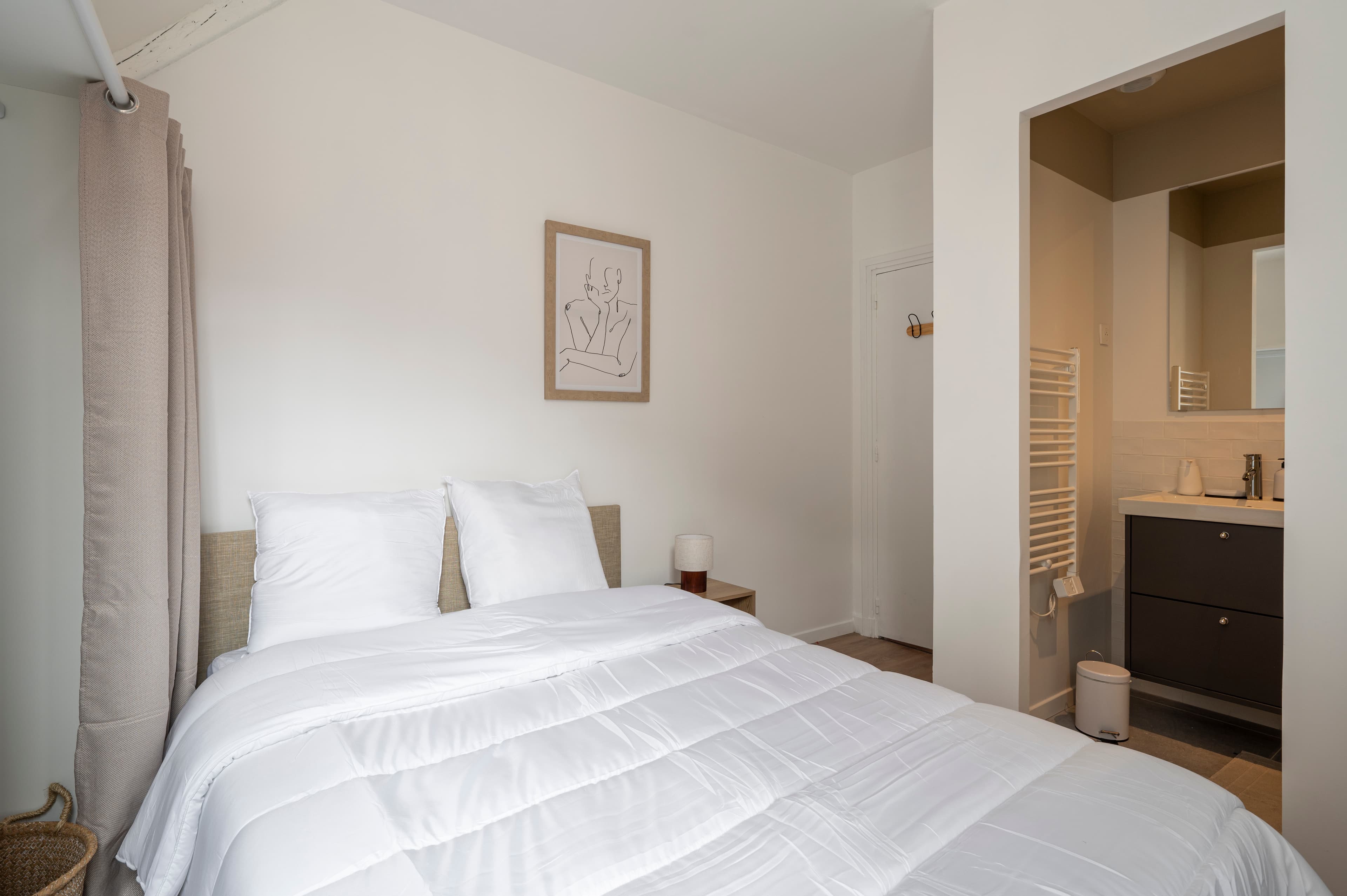 Picture of unit FR-18-011-001-006