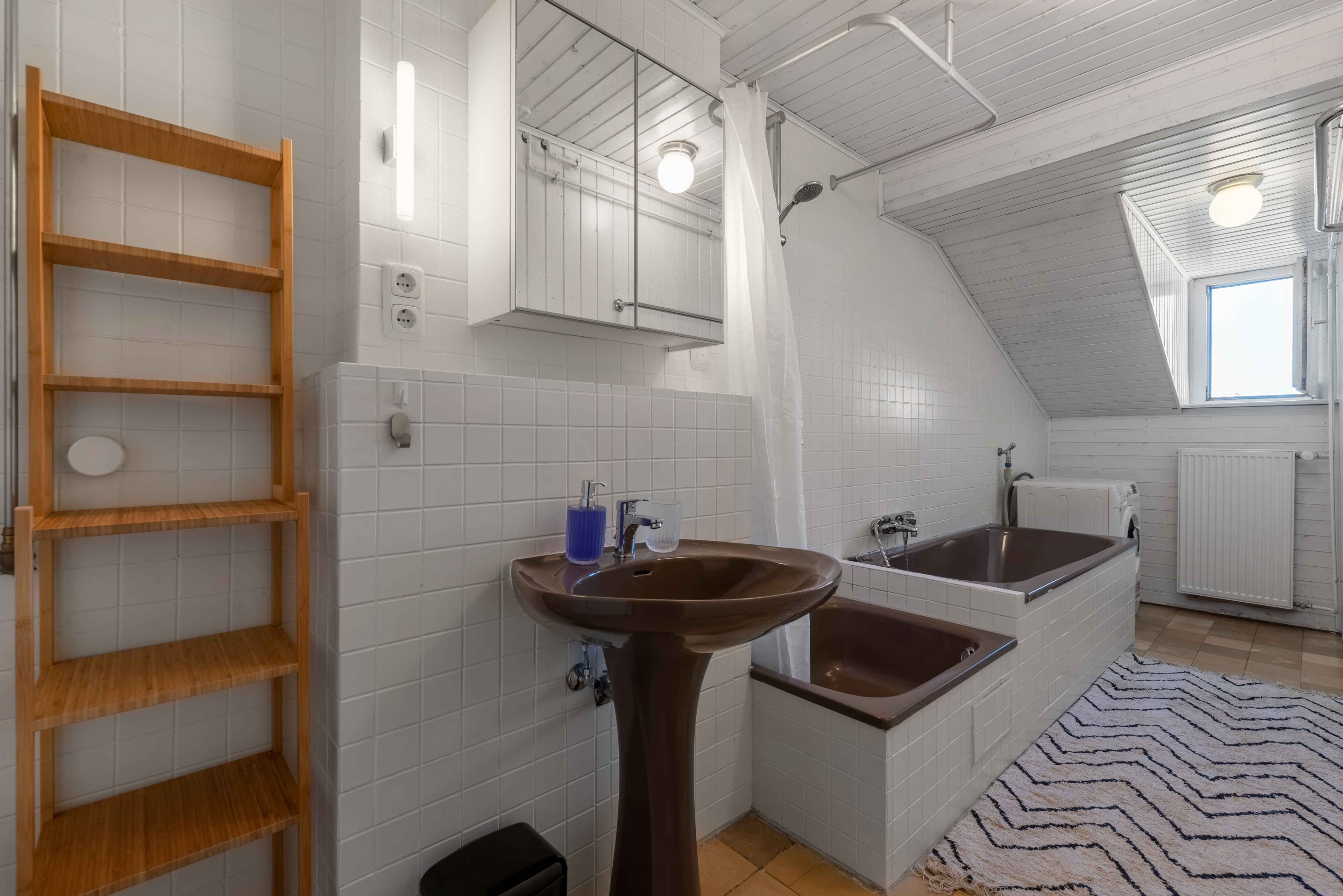 Picture of unit DE-02-009-004-01HF