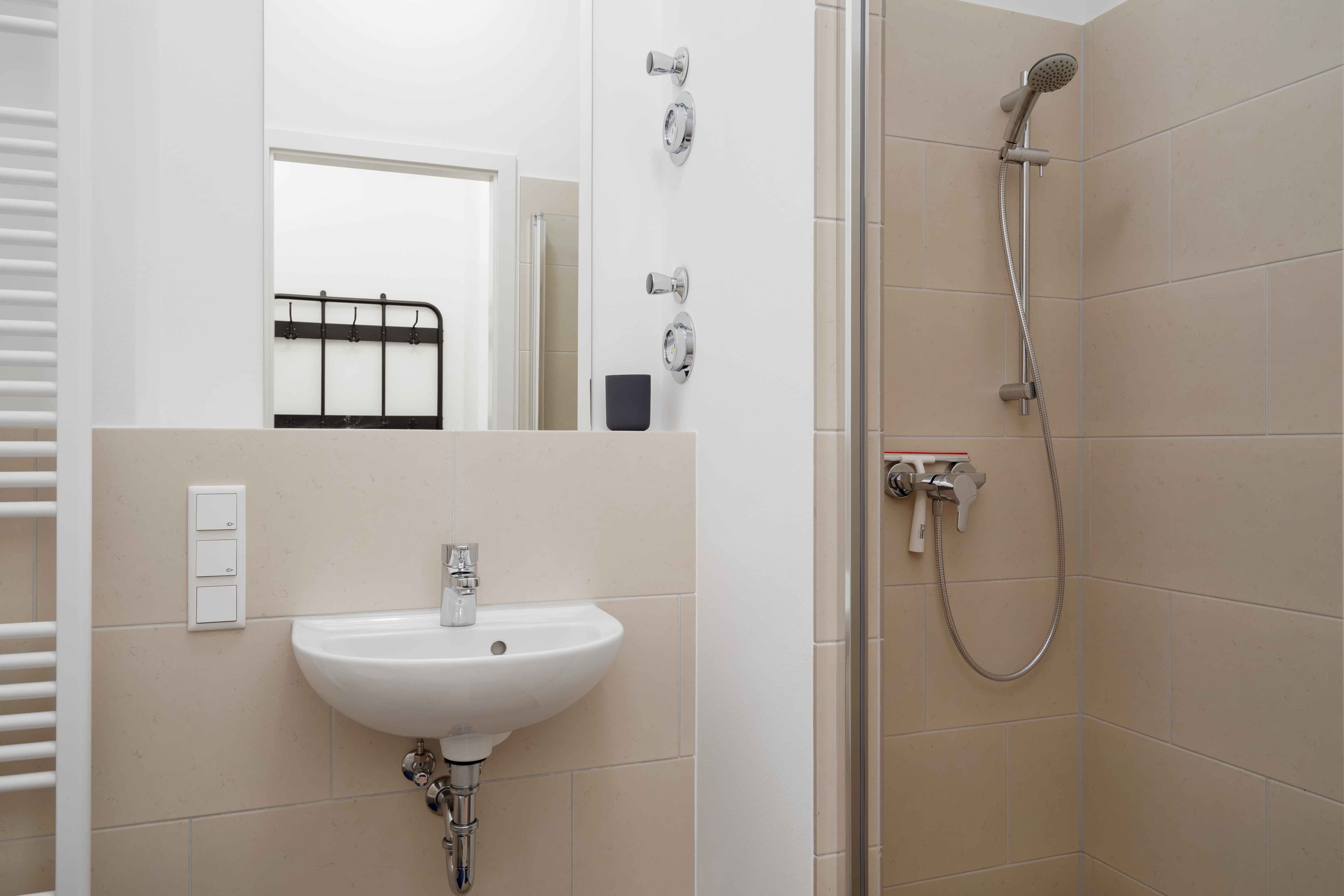 Picture of unit DE-01-008-006-05HF