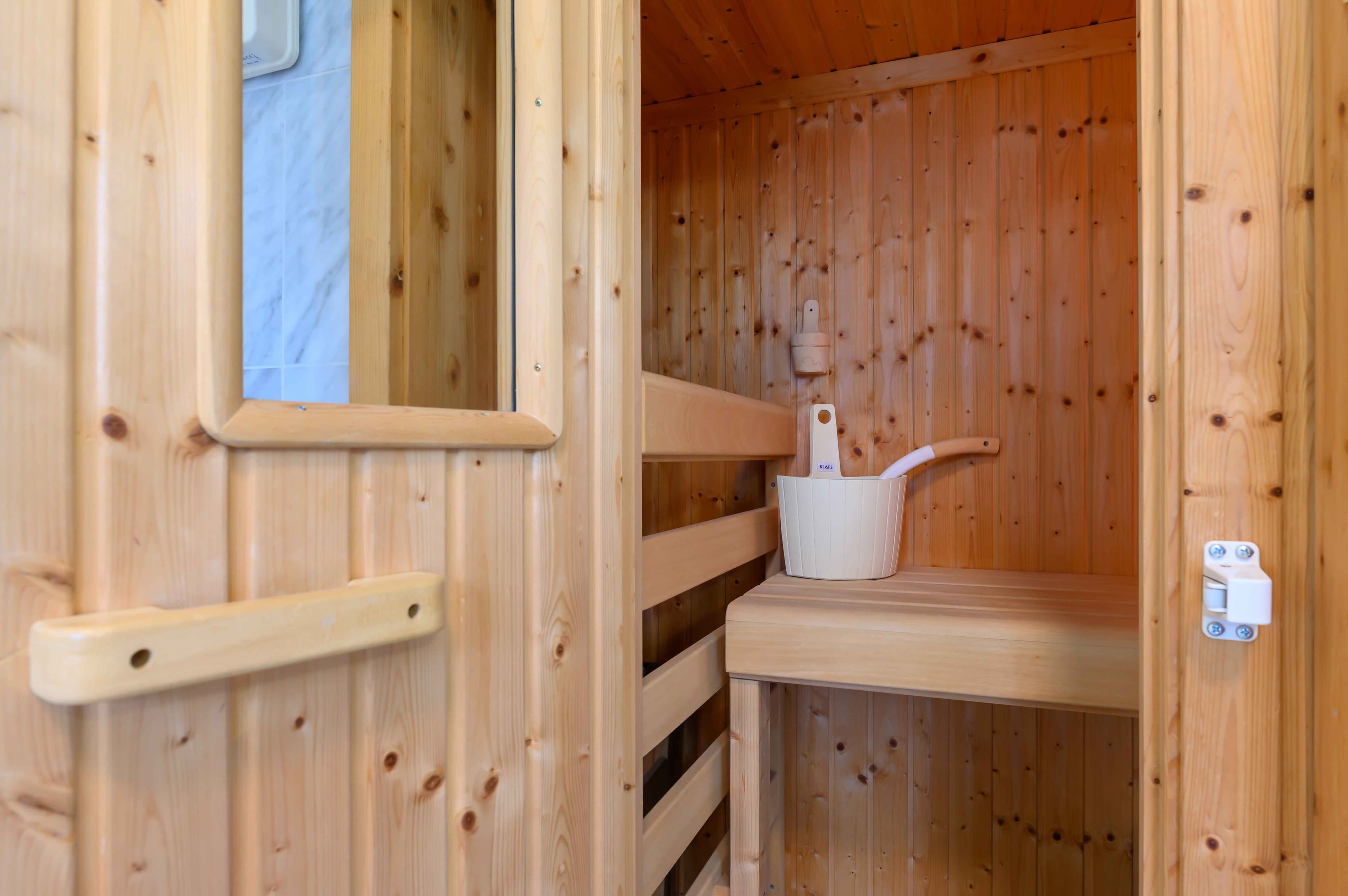 Picture of unit DE-09-008-001-03HF