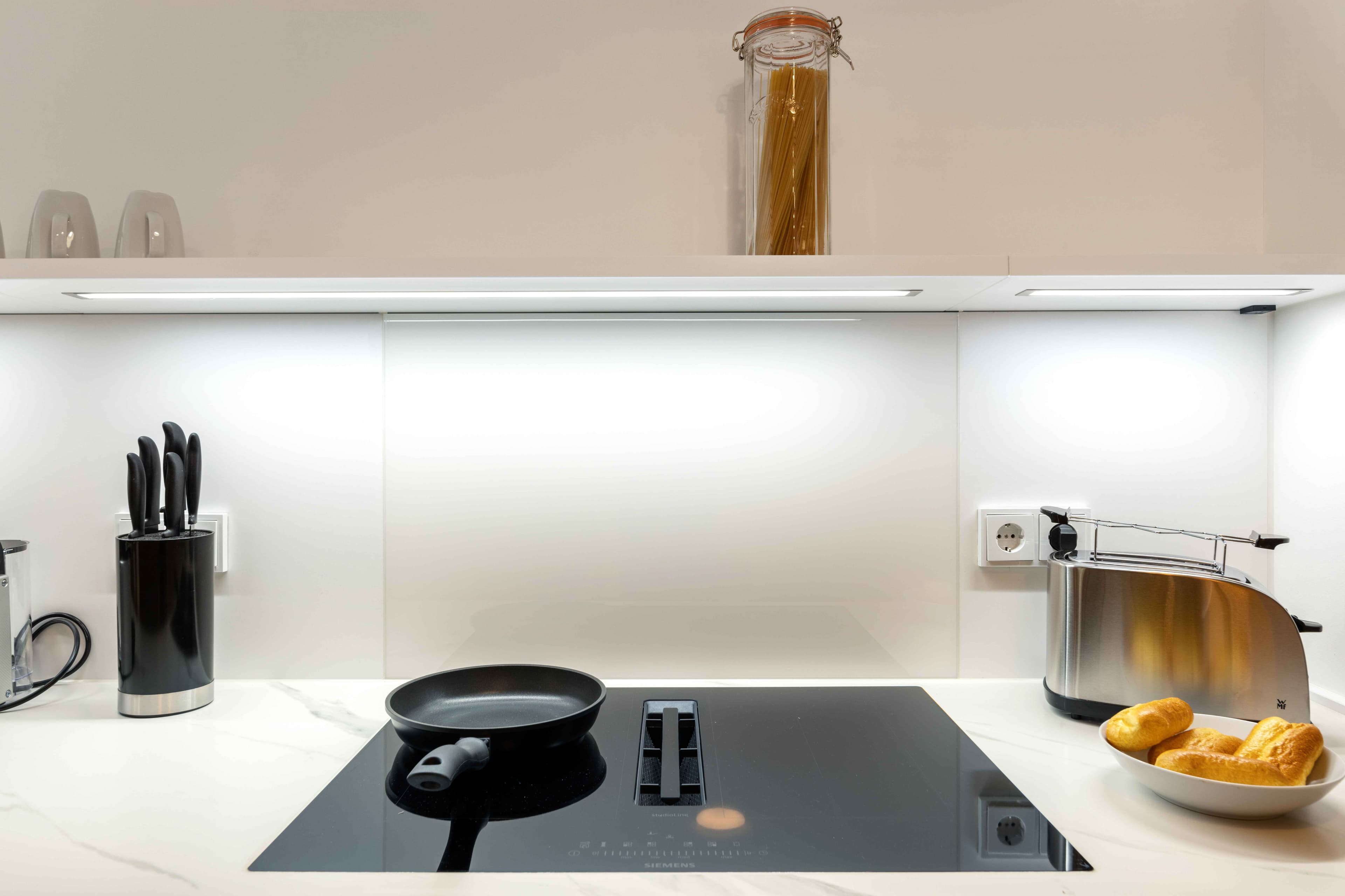 Picture of unit DE-02-022-001-04HF