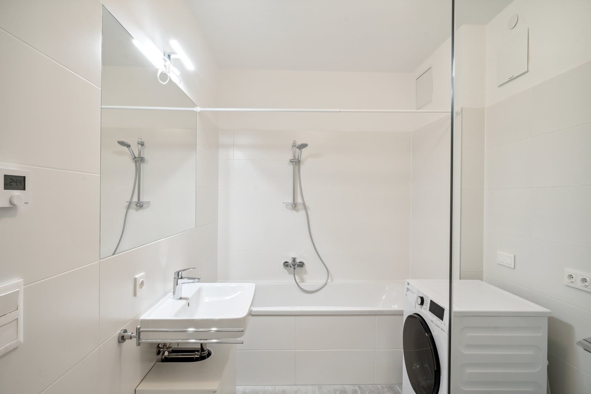 Picture of unit AT-21-001-116-04