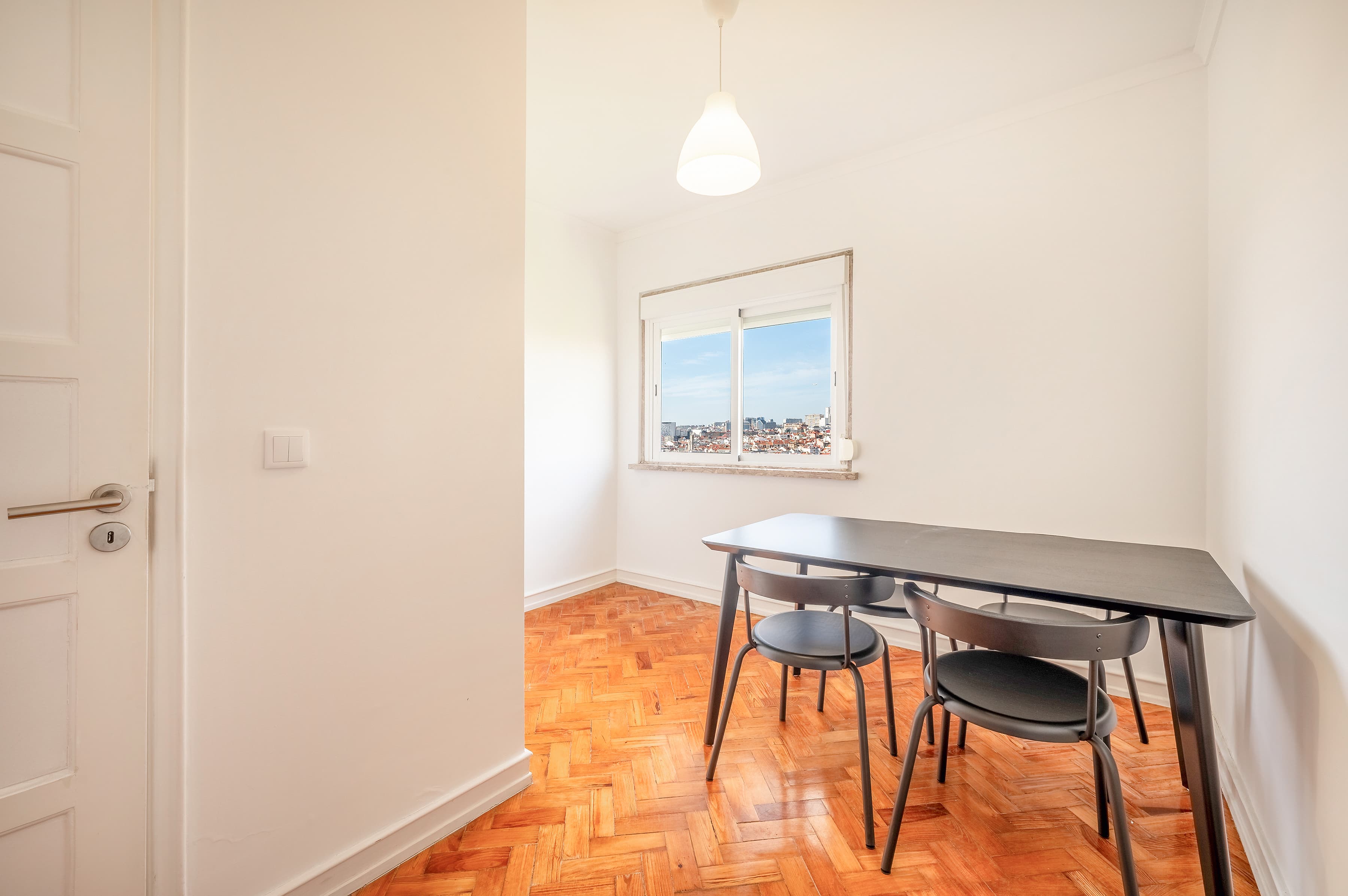 Picture of unit PT-17-151-002-003